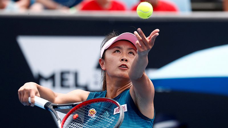 La tenista Peng Shuai sigue en paradero desconocido después de denunciar la violación de un ex alto cargo del gobierno chino