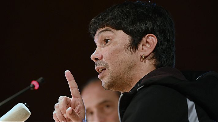 Telediario 1 - El opositor cubano Yunior García a su llegada a Madrid: "El problema que tiene Cuba se llama dictadura"