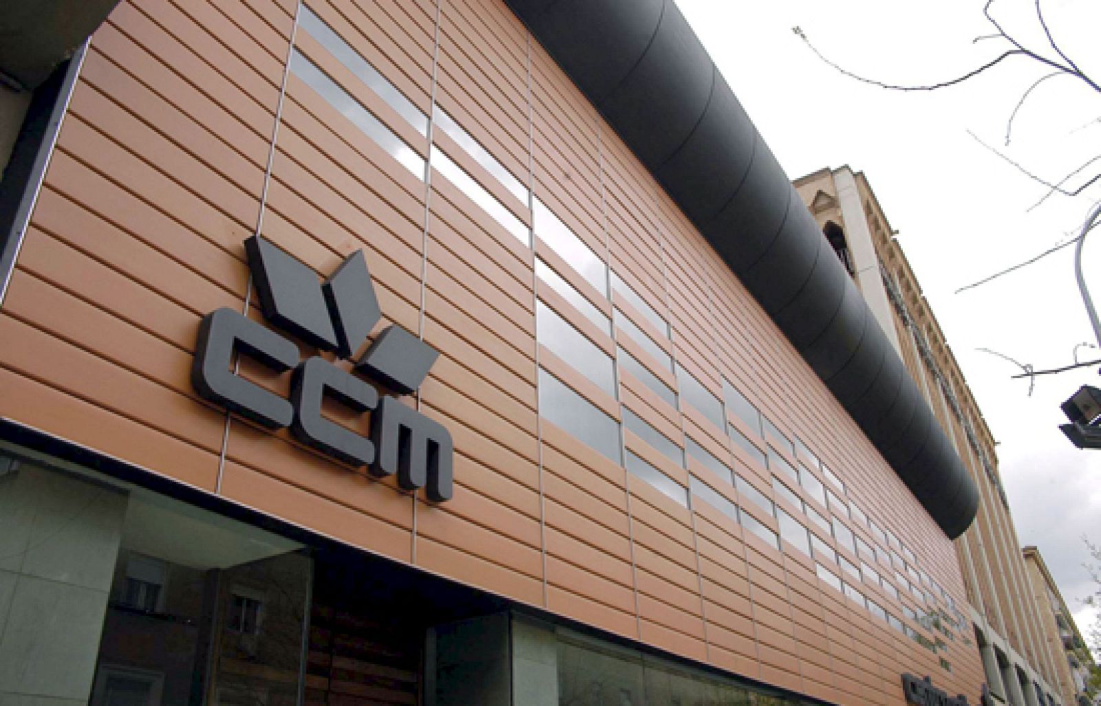 Caja Castilla La Mancha se integrará en Cajastur | Ver