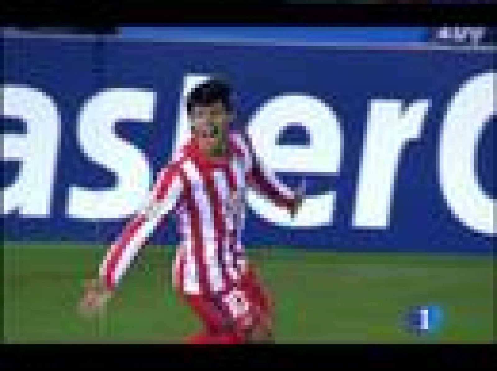 El Atlético de Madrid ha caído apeado de la Champions League pero ha ofrecido una mejoría en su juego en el encuentro ante el Chelsea, uno de los candidatos al título.