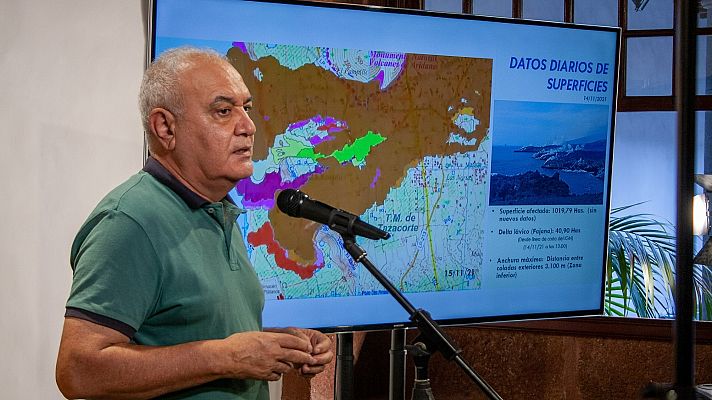Telediario 2 - El director del Pevolca dice que el volcán ha cambiado "el sistema de evacuación fluvial" en la isla