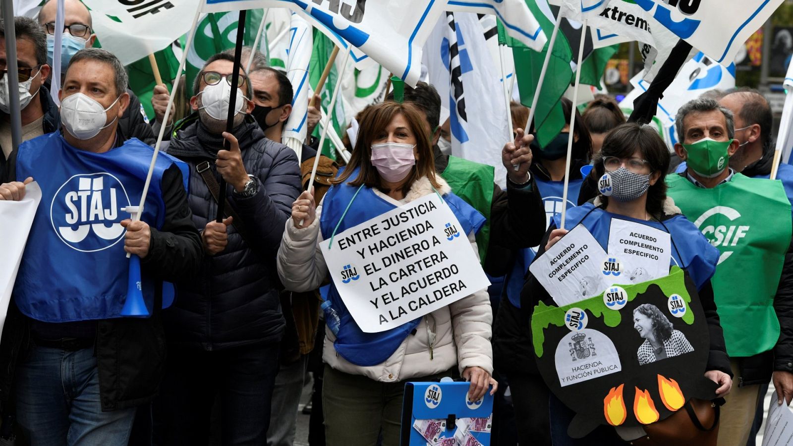 Funcionarios de Justicia, contra el "bloqueo a su subida salarial"