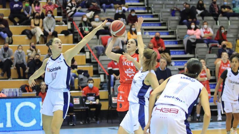 Las mejores jugadas del Ensino 52- 64 Gernika de la liga femenina de baloncesto -- Ver ahora