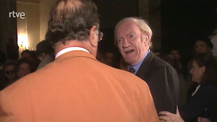 Dale al Play! - Dale al Play: Secuencia completa de Fernándo Fernán Gómez en la presentación de su libro