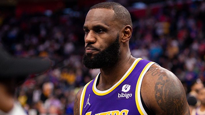 Telediario Matinal - Un partido de sanción para James y dos para Stewart tras su encontronazo en el Pistons - Lakers