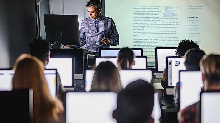 Aquí hay trabajo - 5 permisos para estudiar mientras trabajas