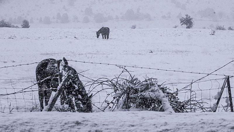 El temporal de lluvia y nieve continúa y deja estragos en toda la península