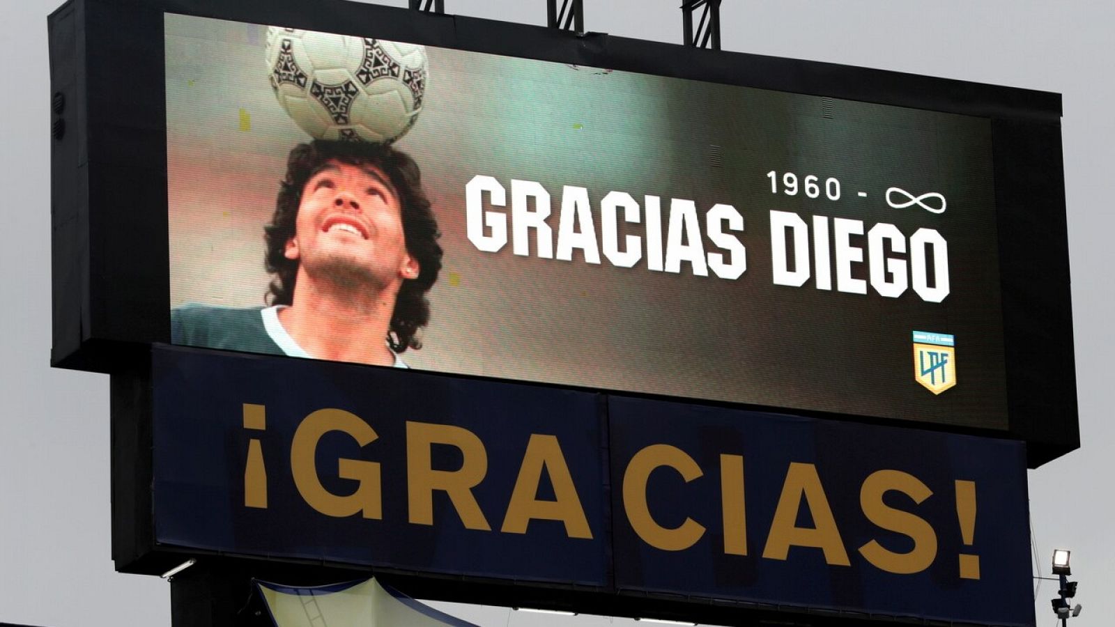 Un año sin Diego Maradona, una vida de luces y sombras