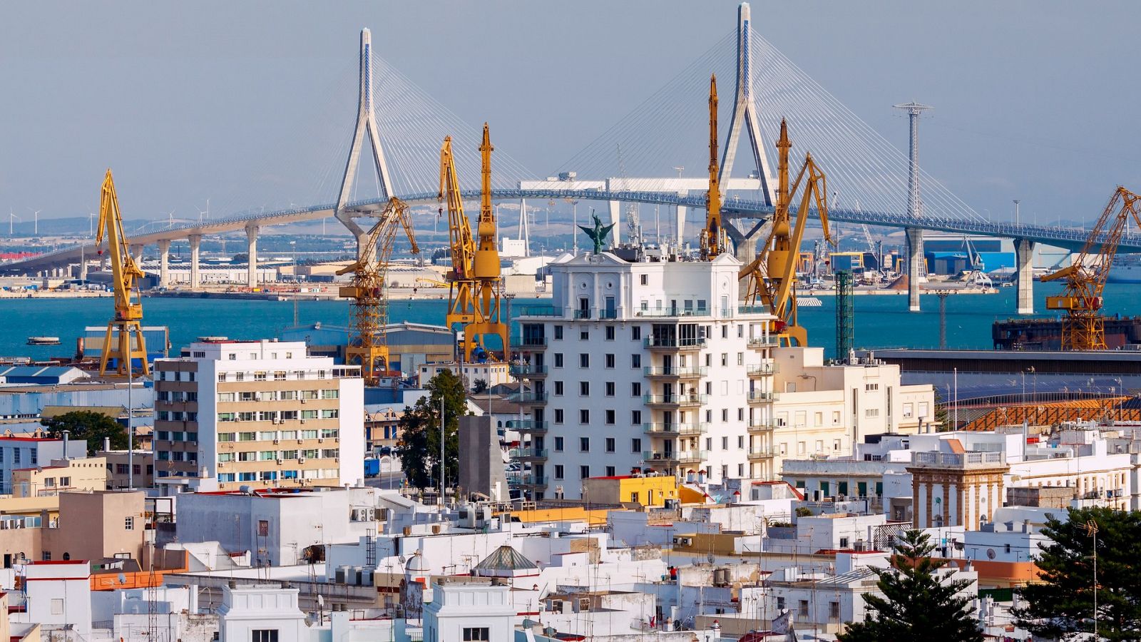 Aprobado el preacuerdo para desconvocar la huelga en Cádiz
