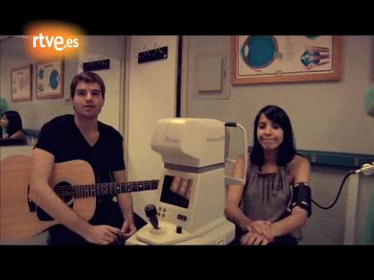 Fuera de lugar - Acústicos - Fuera de Lugar. Dorian.