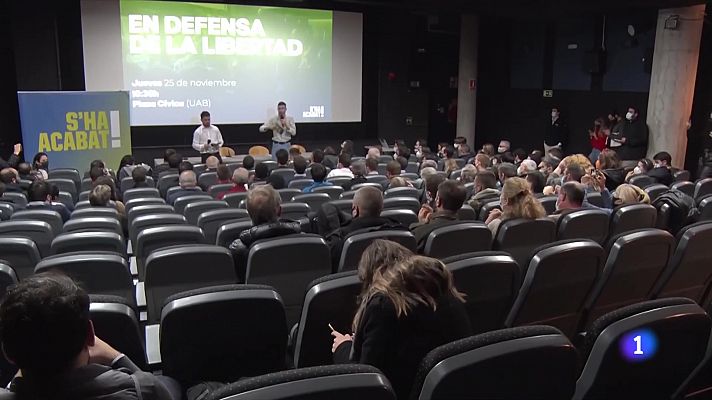 Carregues policials a la manifestació de la UAB contra S'ha acabat!