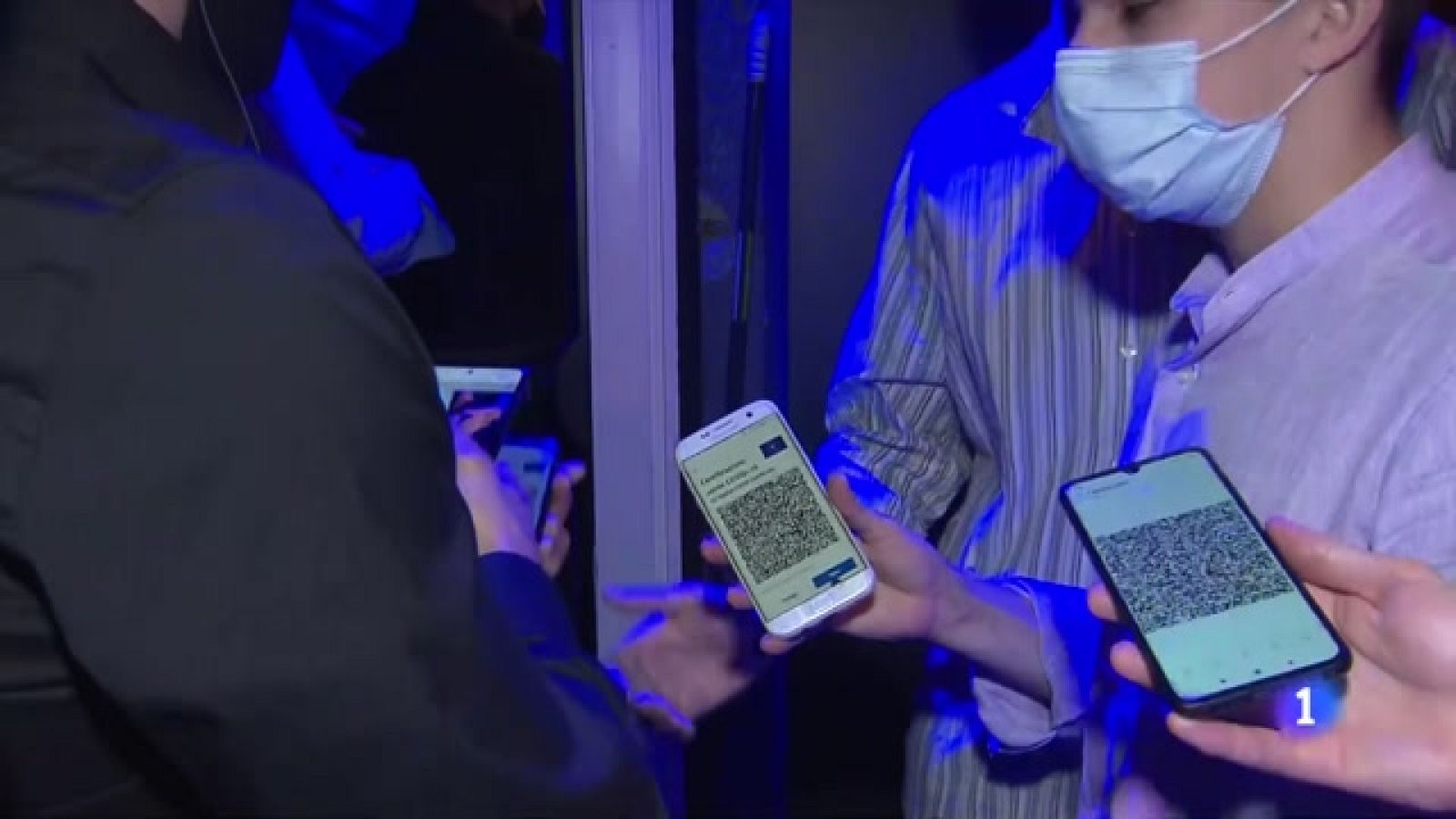 Restaurants, gimnasos i residencies obligats a demanar el certificat covid