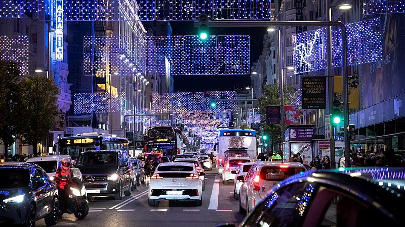 ¿Las luces de Navidad incitan a comprar más?