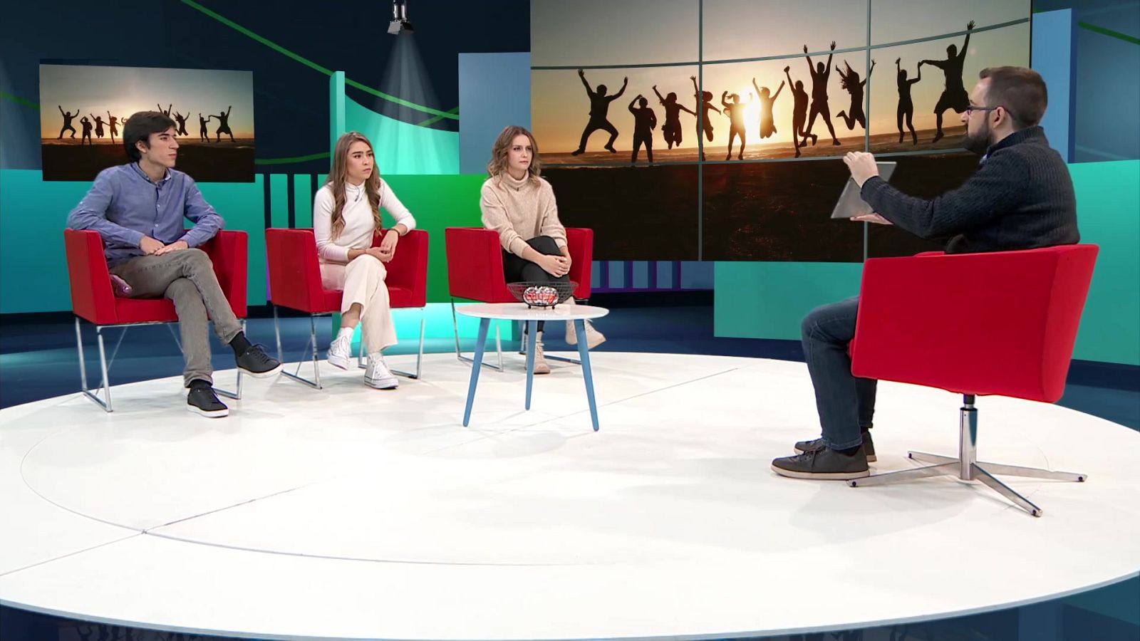 Buenas Noticias TV - Generación Z: ¿La felicidad existe? - ver ahora