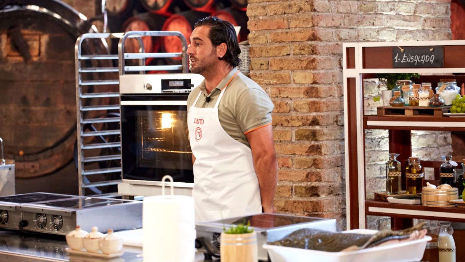 MasterChef I David Bustamante llora al terminar el cocinado