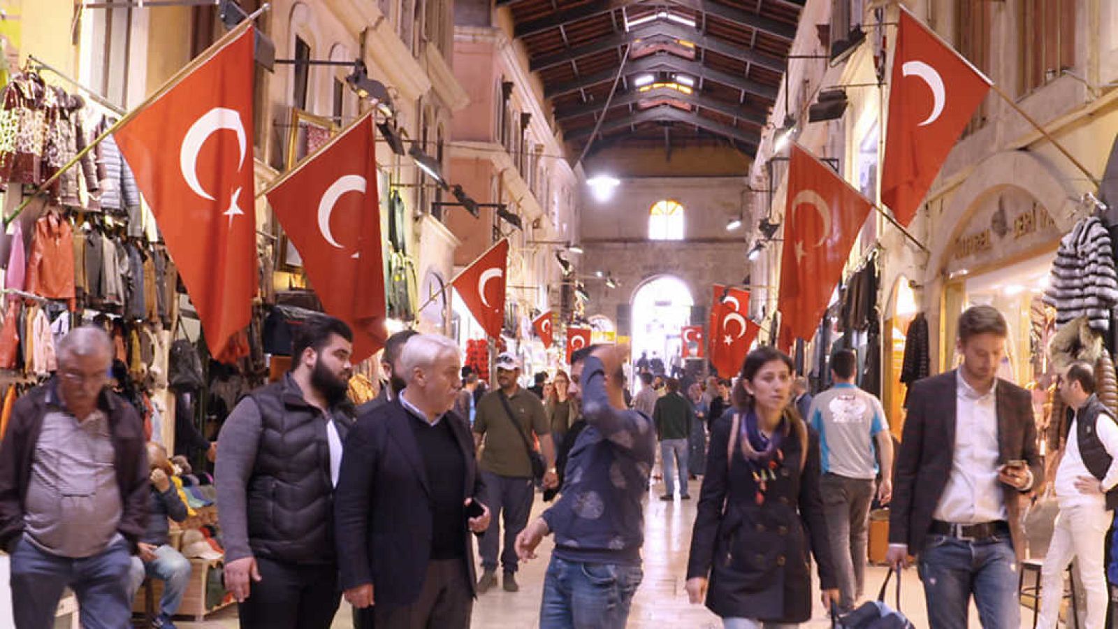 Españoles en el mundo - Estambul - ver ahora