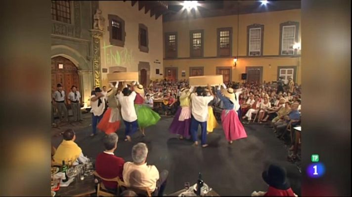 Tenderete - Tenderete - 28/11/2021 - Los Campesinos y Los Huaracheros.