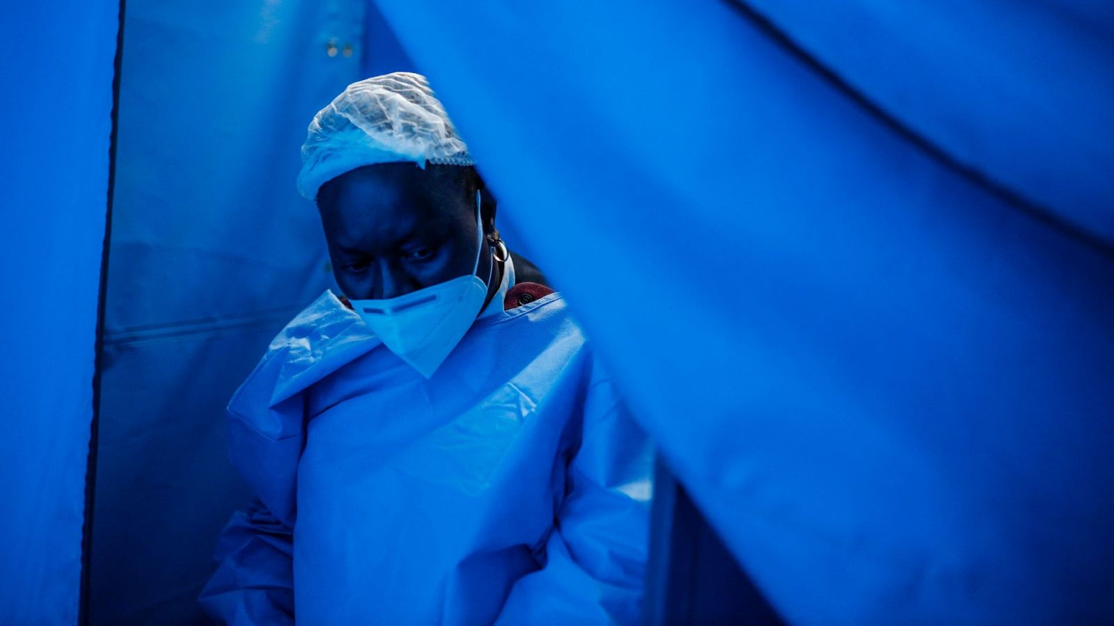 Una enfermera, en el hospital de Tembisa, en Sudáfrica