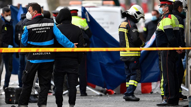 El incendio de un local ocupado en Barcelona deja cuatro muertes, dos de ellas menores