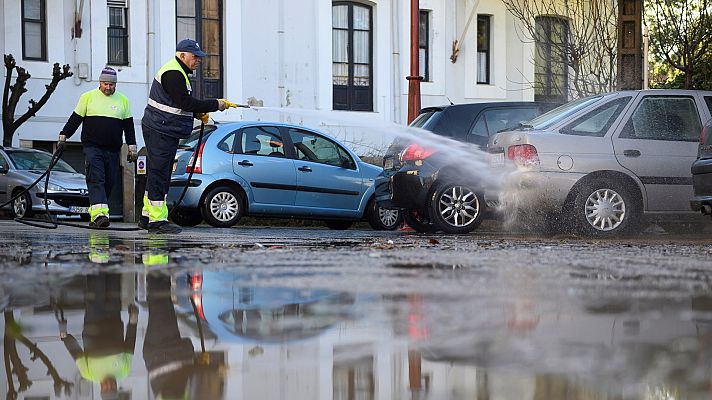Telediario 1 - Empiezan las labores de limpieza tras las inundaciones en Burgos, País Vasco y Cantabria