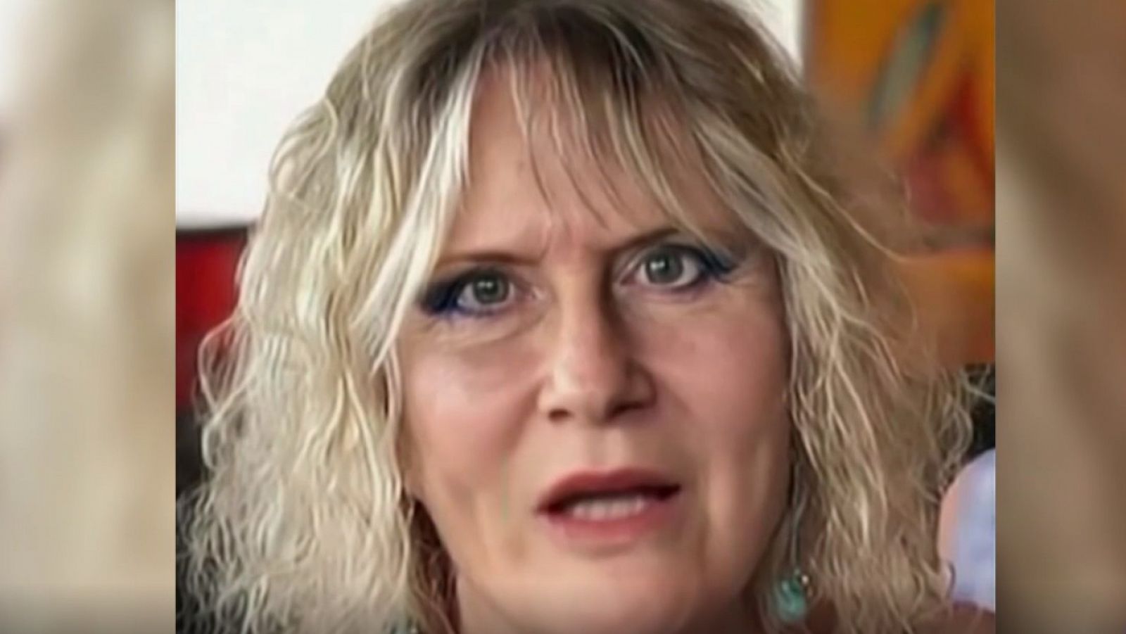 Cinco mujeres asesinadas por violencia machista "cuentan" su historia gracias a la tecnología en una campaña israelí