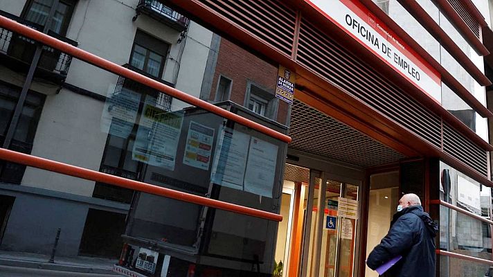 Telediario 1 - Caída histórica del paro en noviembre hasta niveles prepandemia