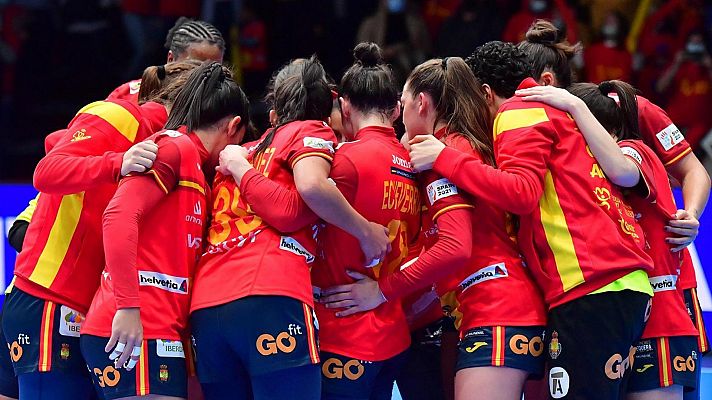 Mundial de Balonmano 2021 | ¿Se puede vivir del balonmano femenino en España?