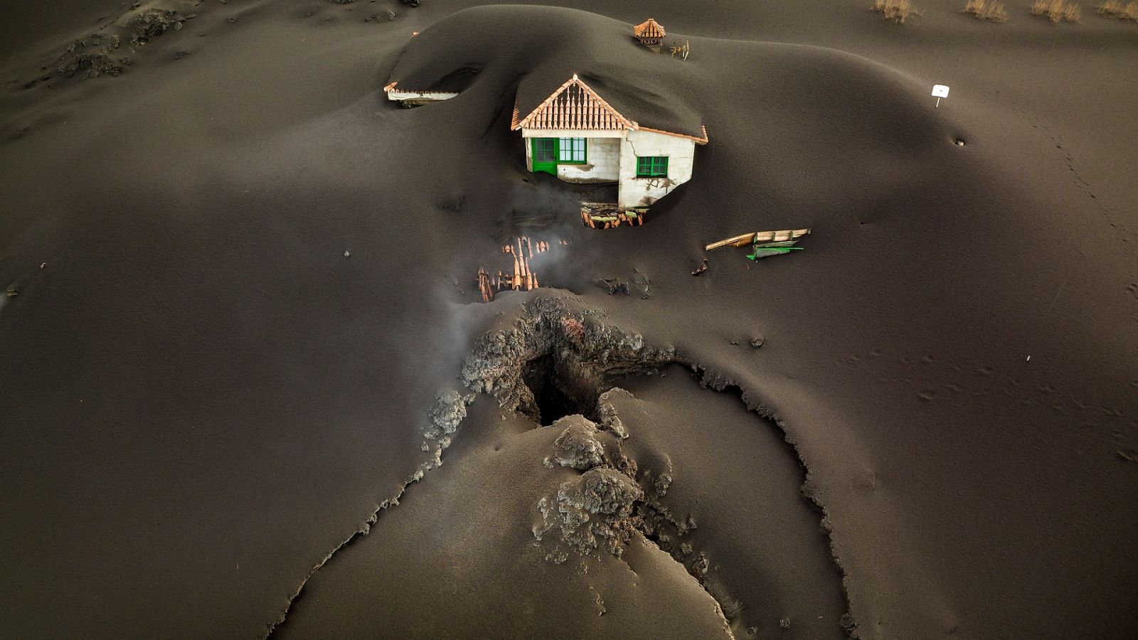 La casa atrapada por el volcán que ha dado la vuelta al mundo