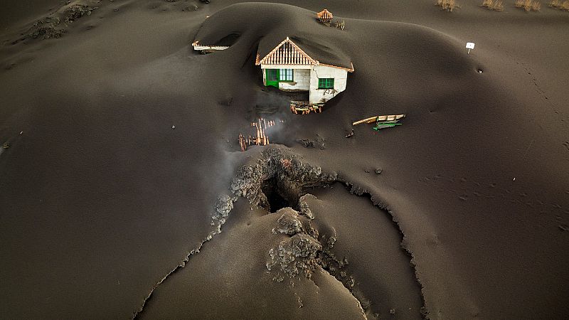 La casa atrapada por el volcán que ha dado la vuelta al mundo