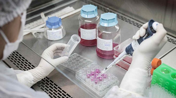 Telediario Fin de Semana - La subida de casos abre el debate de si la vacunación debe ser obligatoria