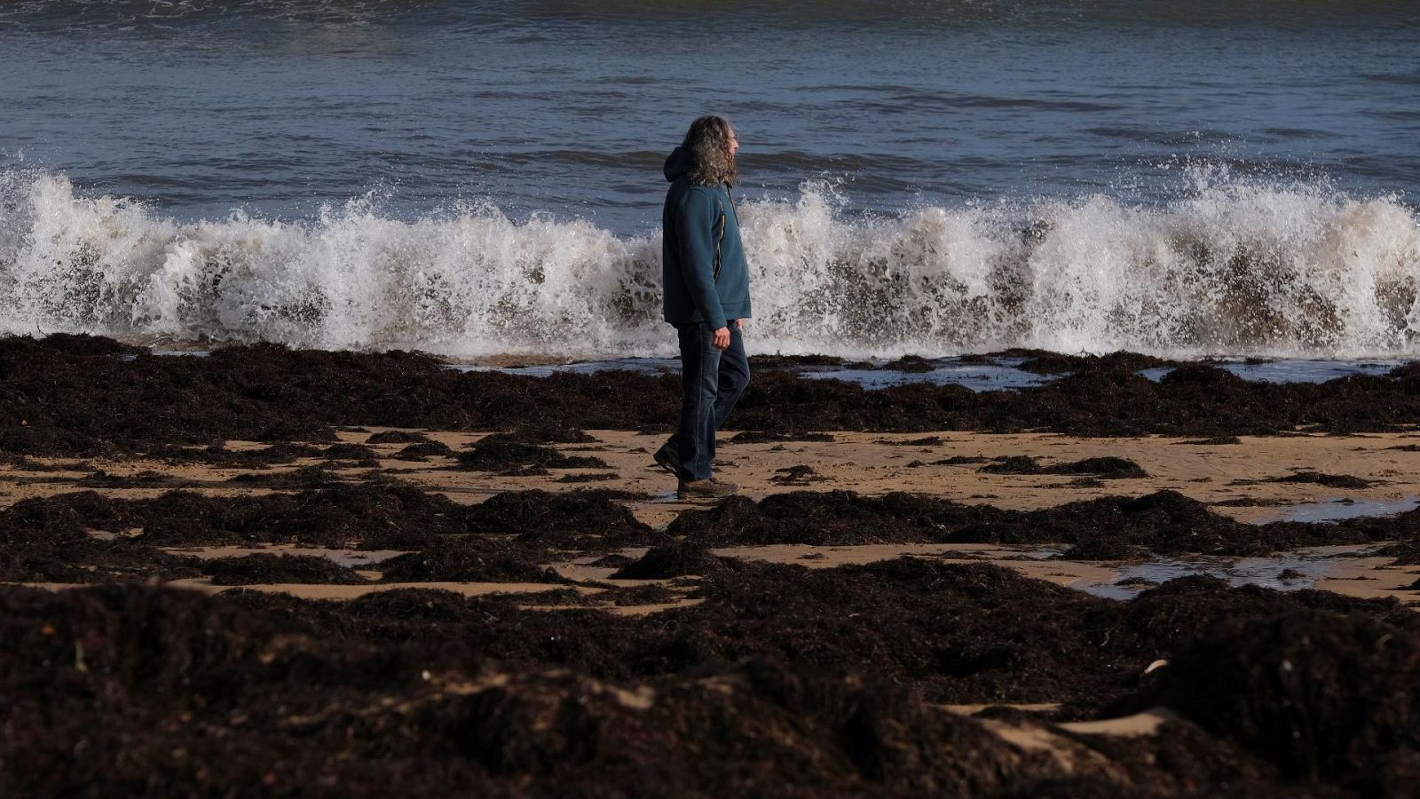 La semana acaba con lluvia, nieve y viento en el norte y sol en el resto - El tiempo | Ver