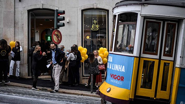 Francia y Portugal aumentan las restricciones ante el avance de la sexta ola