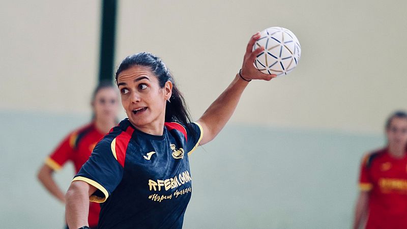 Maria Cadens: misión reducir el riesgo de lesión en las 'Guerreras' - Mundiales de Balonmano | Ver