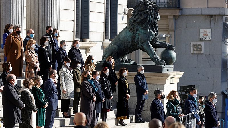 Cordialidad entre Sánchez y Casado en el Día de la Constitución