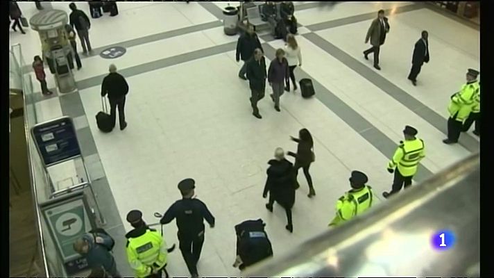 Telediario 1 - Investigan trazas de cocaína en el Parlamento británico