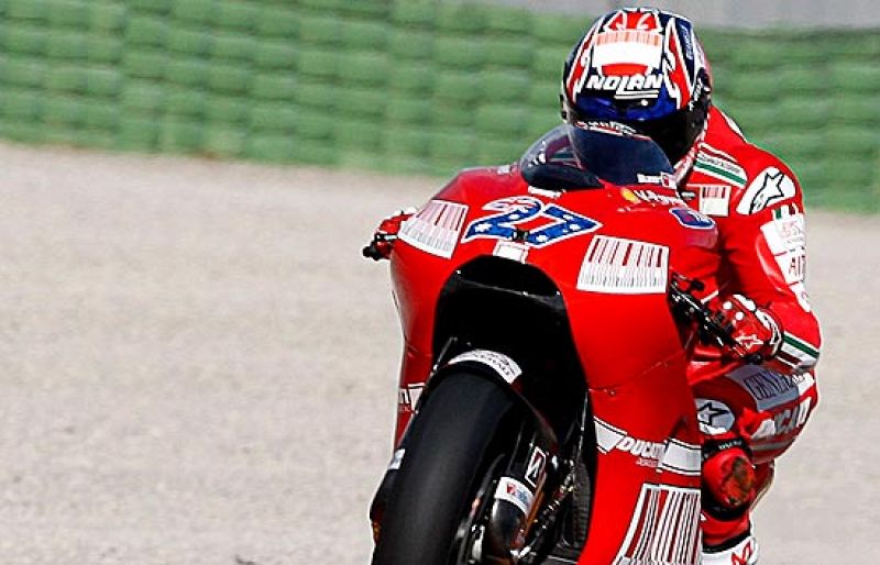 El australiano marca el mejor tiempo en los primeros libres.