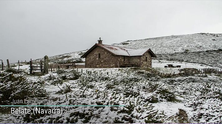 Cota de nieve 500/1000 m en la cordillera Cantábrica, Pirineos, sistema Ibérico norte y 600/1000 m en el sistema Central