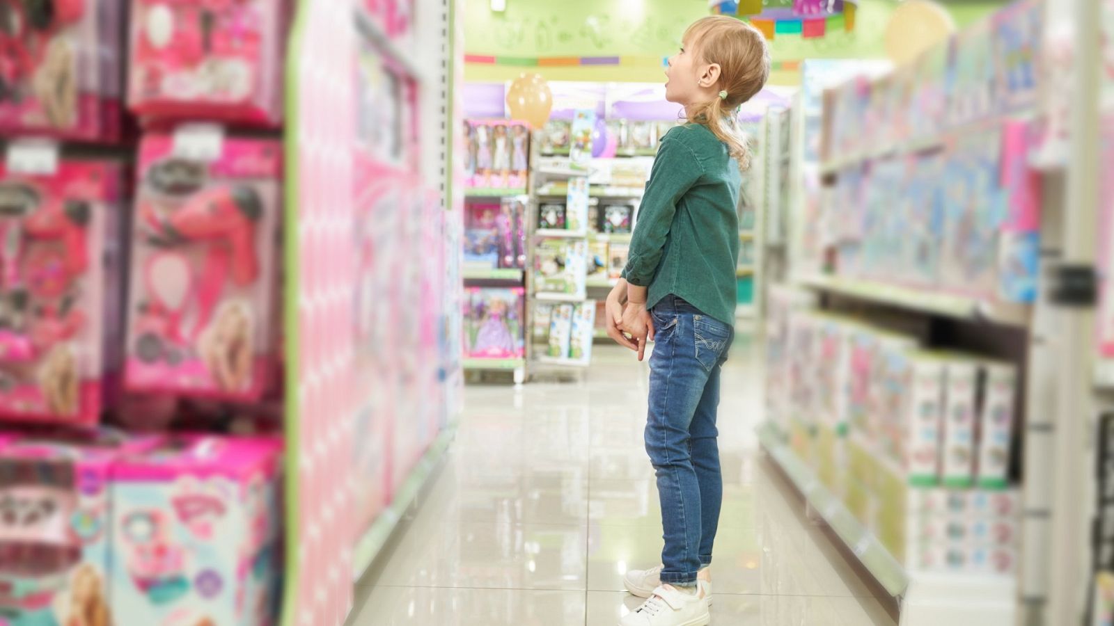 Consumo lanza la campaña #HuelgaDeJuguetes contra la publicidad sexista dirigida a niños