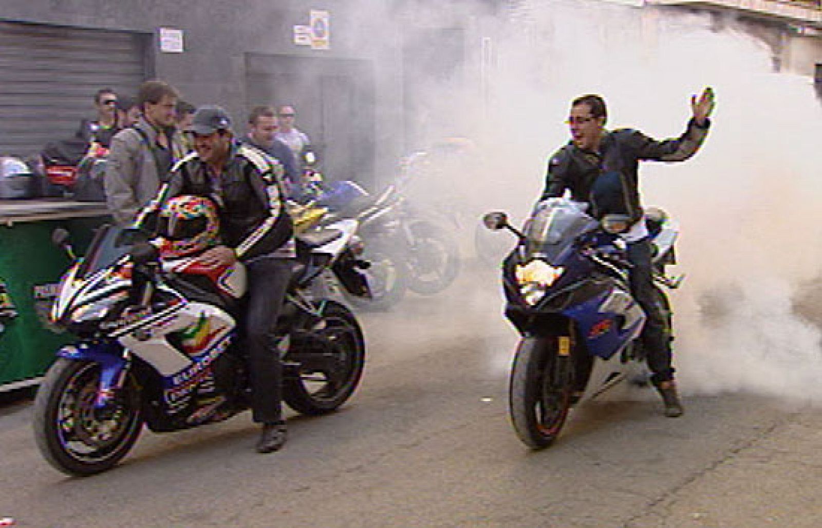 Se calcula que alrededor de 300.000 aficionados se den cita en Cheste con motivo del Gran Premio de la Comunitat Valenciana.