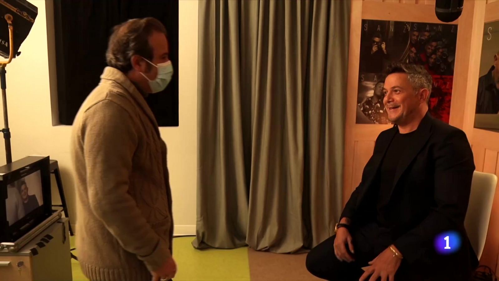 Alejandro Sanz vuelve a sus raíces en 'Sanz', su nuevo disco | Ver