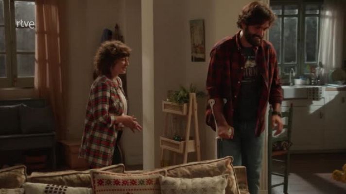 Dos vidas - Fragmento Tirso va a vivir a casa de Elena