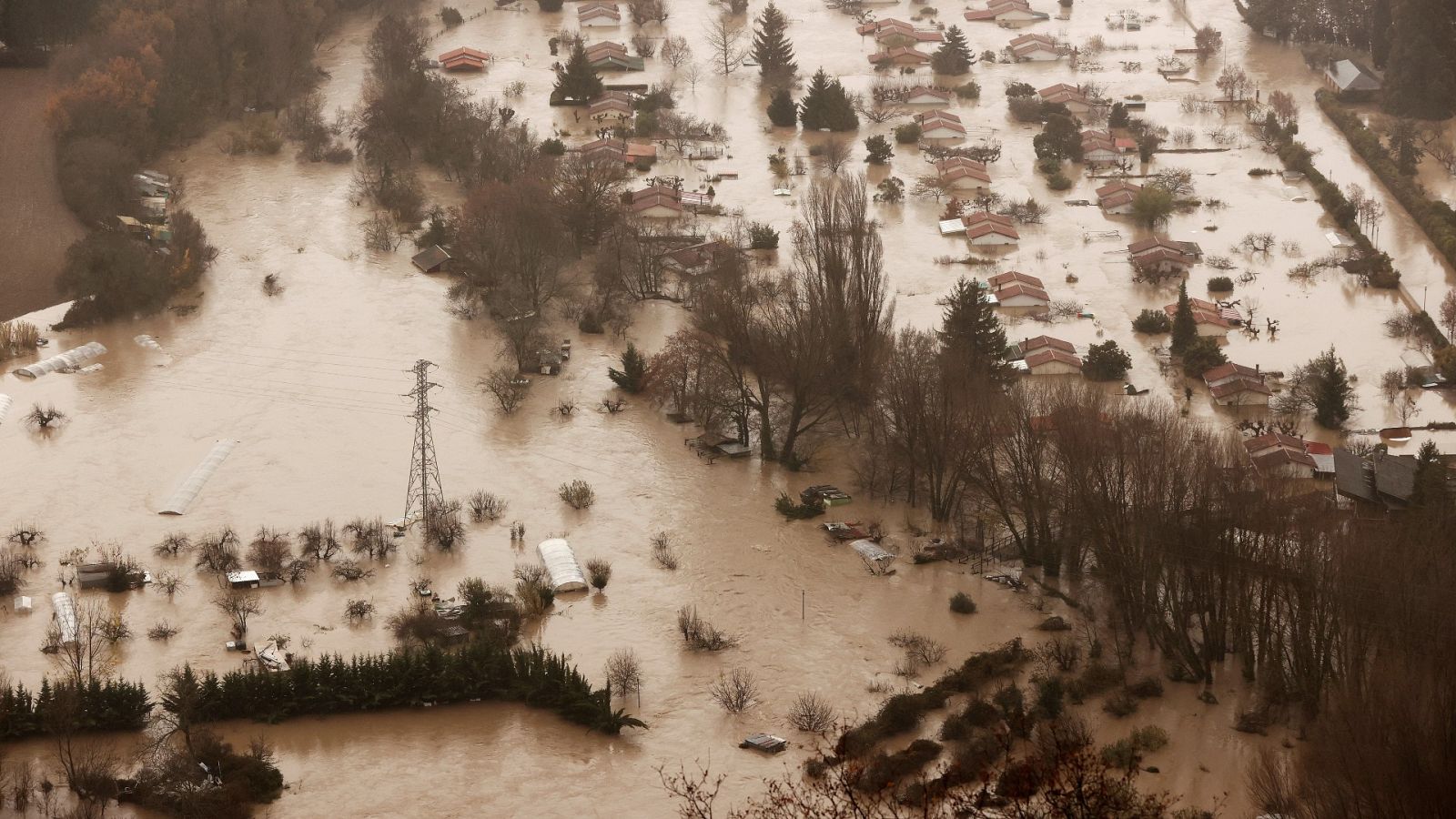 La crecida del Arga provoca las peores inundaciones en 20 años