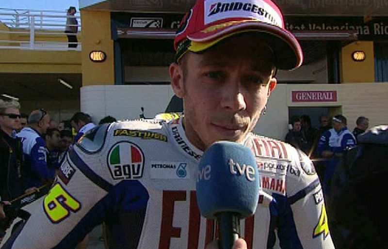 Valentino Rossi ha tenido que remontar posiciones después de una salida en la que se ha mostrado demasiado conservador.