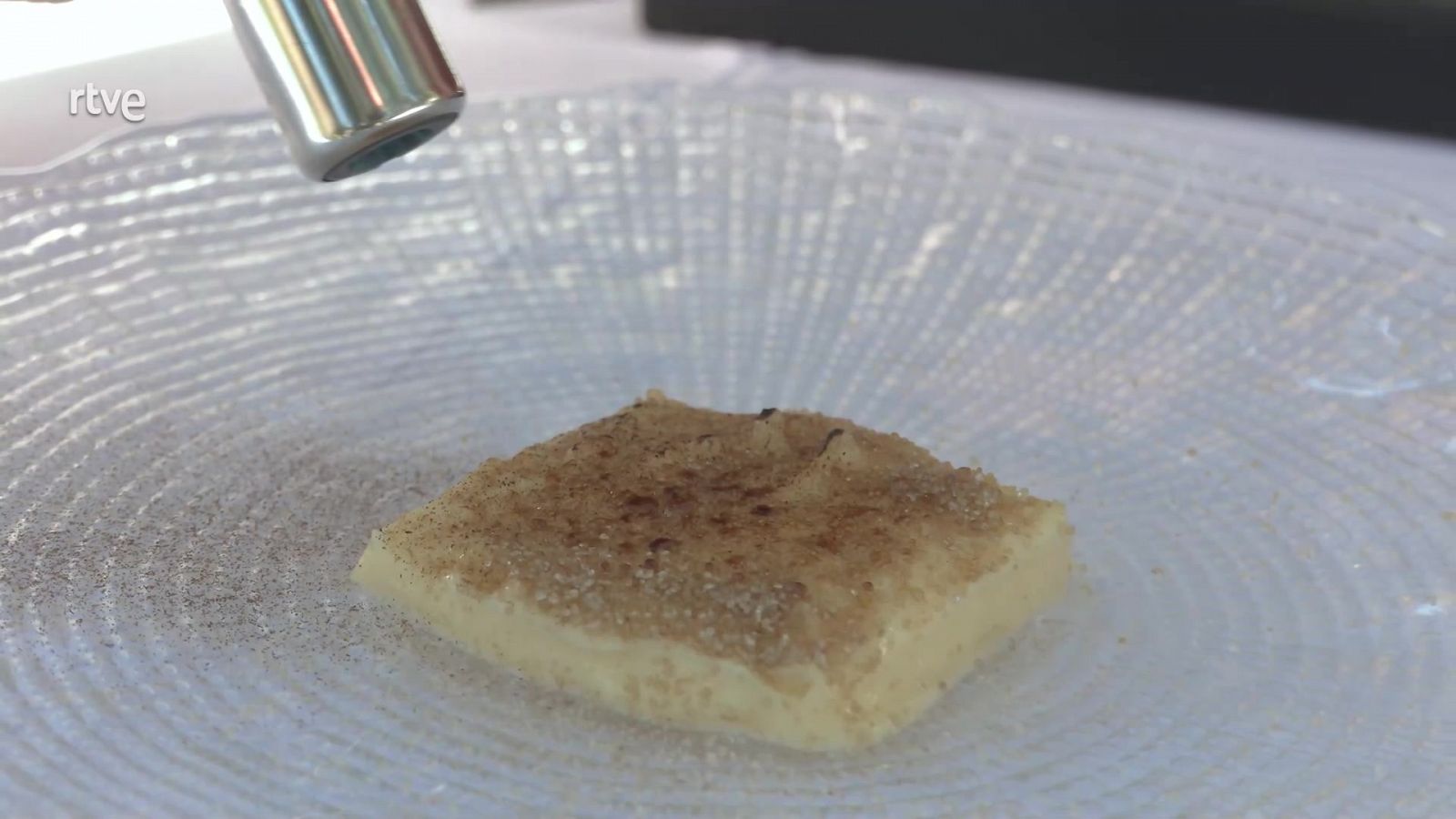 Aquí la Tierra - Cómo se hace leche frita de cabras recién ordenañas