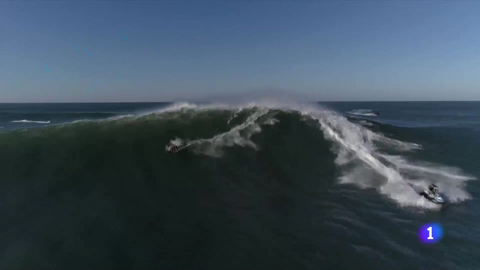 Nazaret se prepara para las olas