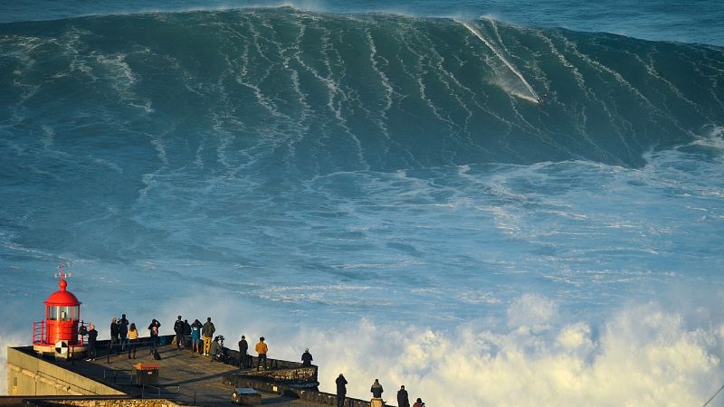 Nazaret, capital mundial del surf en olas gigantes 