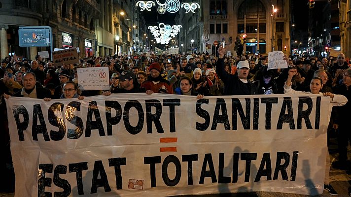 Protestas contra el pasaporte COVID en varias ciudades españolas