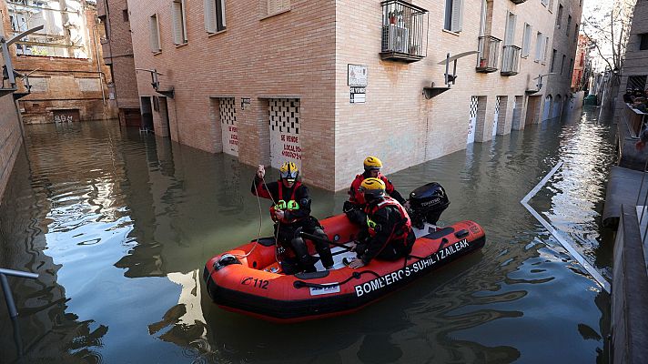 Telediario Fin de Semana - El Ebro se desborda e inunda varias calles de Tudela