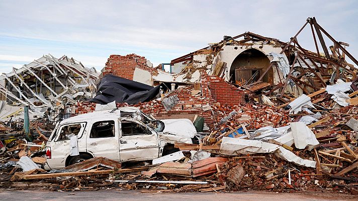 Un devastador tornado arrasa la localidad estadounidense de Mayfield