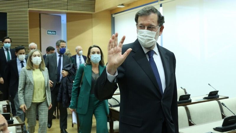 Rufián pregunta a Rajoy "por qué miente" en la Comisión Kitchen y el expresidente le acusa de "insultar" y "agredir"